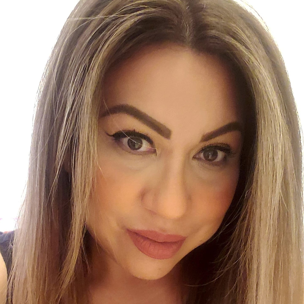 Meet your Posher, Luisa